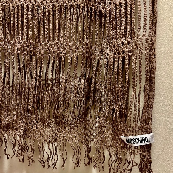 Moschino cotton grey brown crochet rectangular scarf, 15" x 54" - Picture 2 of 4
